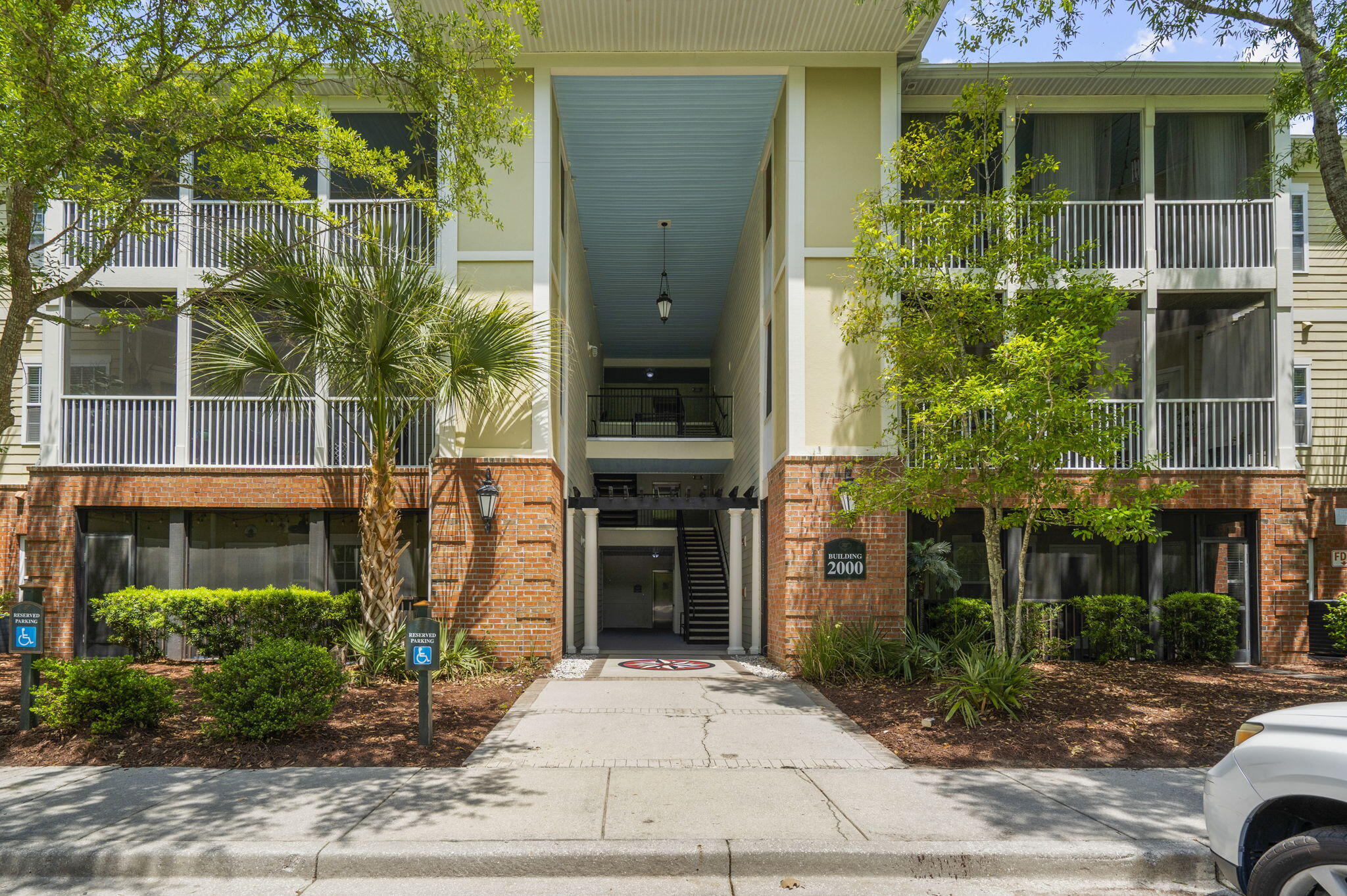 2014 Basildon Road, Unit 2014 Mount Pleasant, SC 29466 - Photo 2 of 43 Gallery Image 2