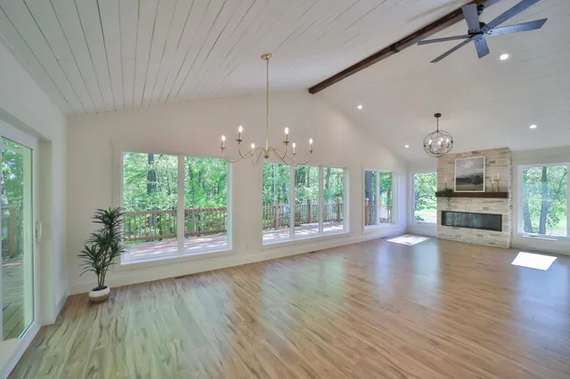 $999,950 | 20482 Lord Road, Merrifield, MN 56465