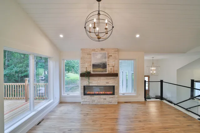 $999,950 | 20482 Lord Road, Merrifield, MN 56465