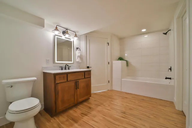 $999,950 | 20482 Lord Road, Merrifield, MN 56465