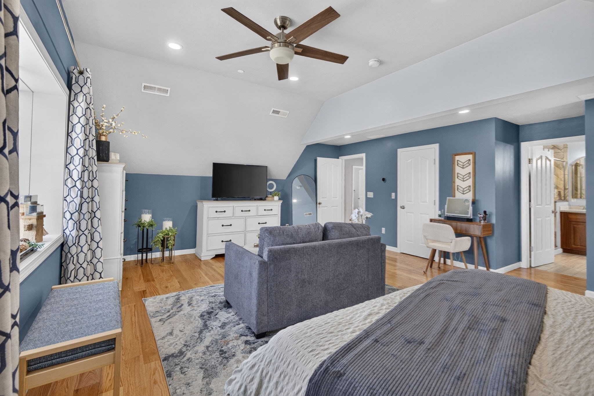 94 Snow Road Haverhill, MA 01832 - Photo 13 of 38 Gallery Image 13