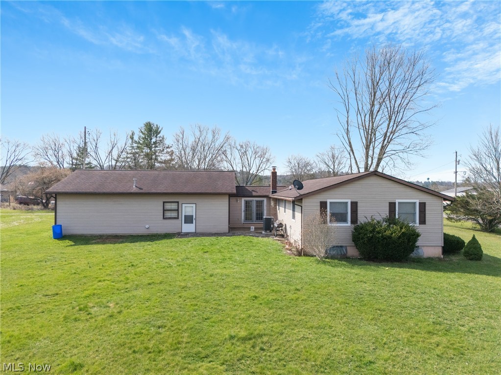 1090 Fort Road Southwest Dellroy, OH 44620 - Photo 5 of 49