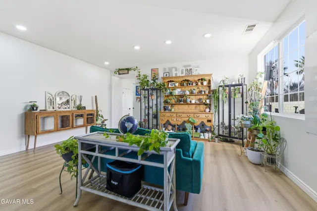 $584,500 | 37233 Weeping Branch Street, Palmdale, CA 93550