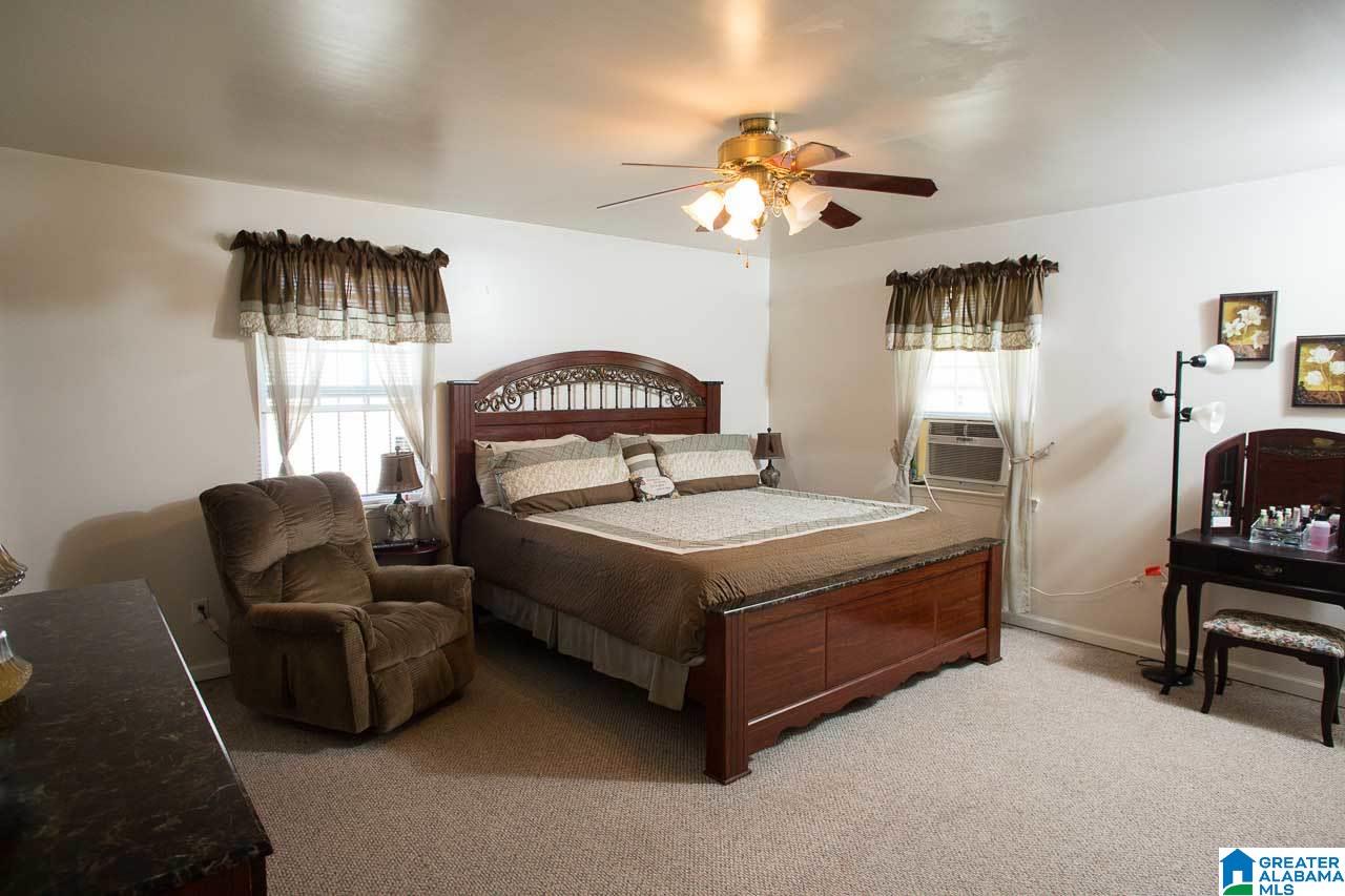 833 Illinois Road Birmingham, AL 35221 - Photo 8 of 22
