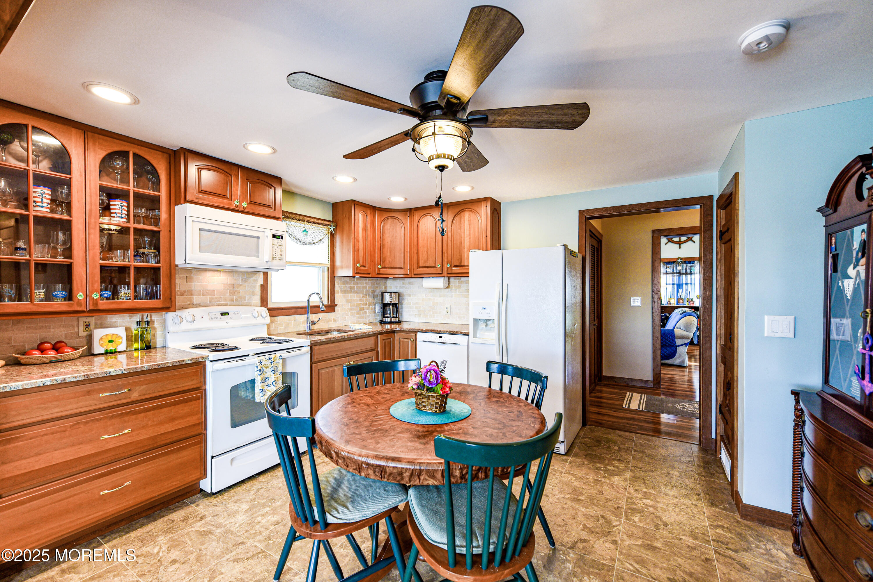 387 North 9th Street Surf City, NJ 08008 - Photo 6 of 40 25-DSC_4026