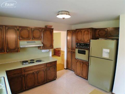 6373 Kings Pointe Road Grand Blanc, MI 48439 - Photo 4 of 19 20229895-3.JPG