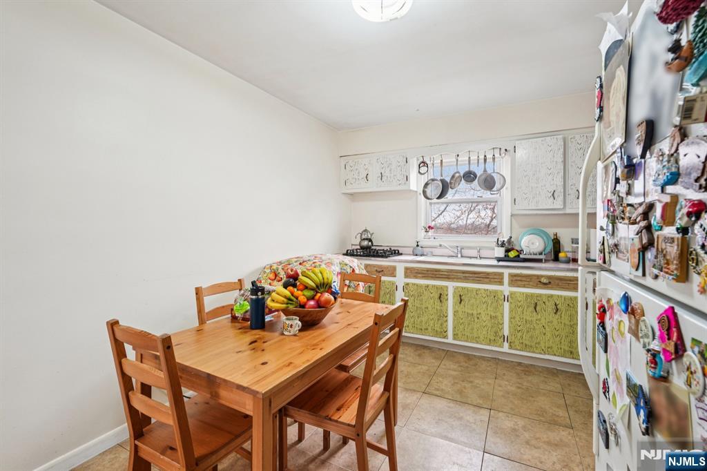 397 Oak Street Ridgefield, NJ 07657 - Photo 14 of 32