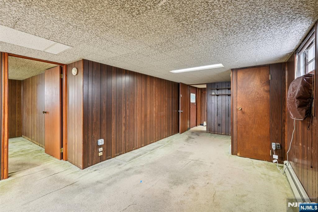 397 Oak Street Ridgefield, NJ 07657 - Photo 23 of 32