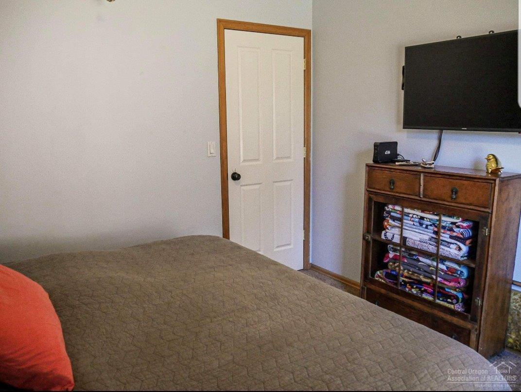 61186 Larkspur Loop Bend, OR 97702 - Photo 10 of 17 Additional Photo