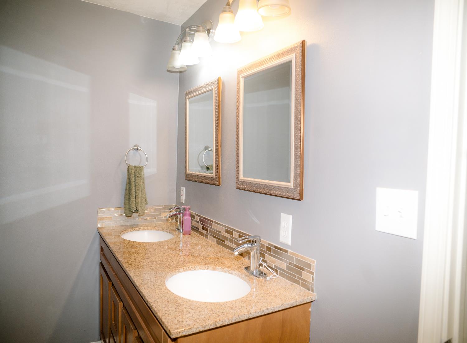 9842 Jackson Road Oakdale, CA 95361 - Photo 17 of 22