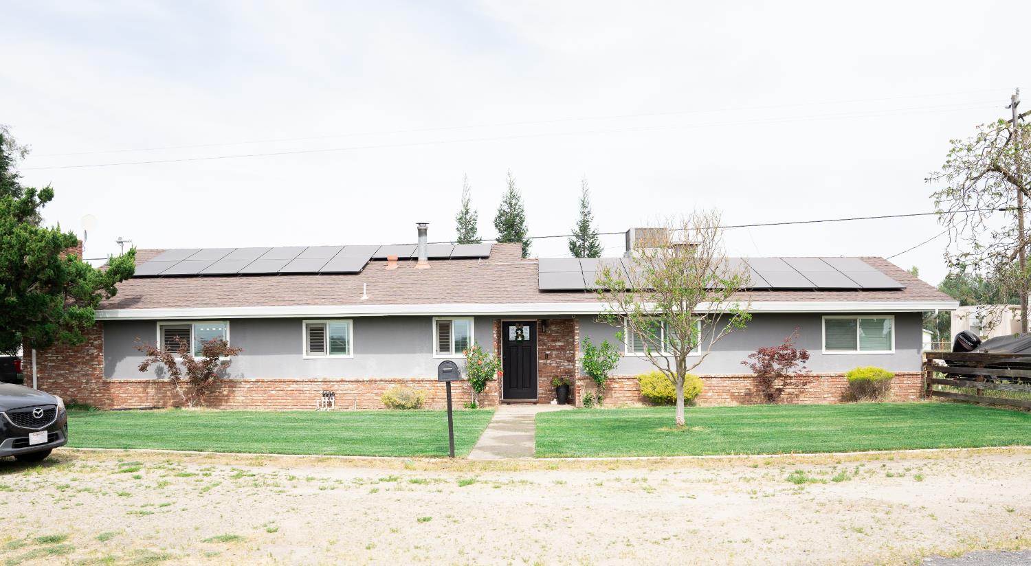 9842 Jackson Road Oakdale, CA 95361 - Photo 2 of 22