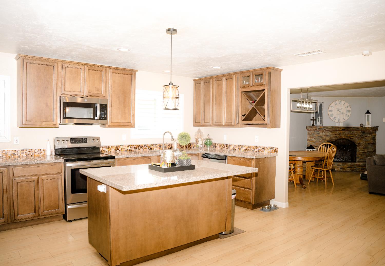 9842 Jackson Road Oakdale, CA 95361 - Photo 8 of 22