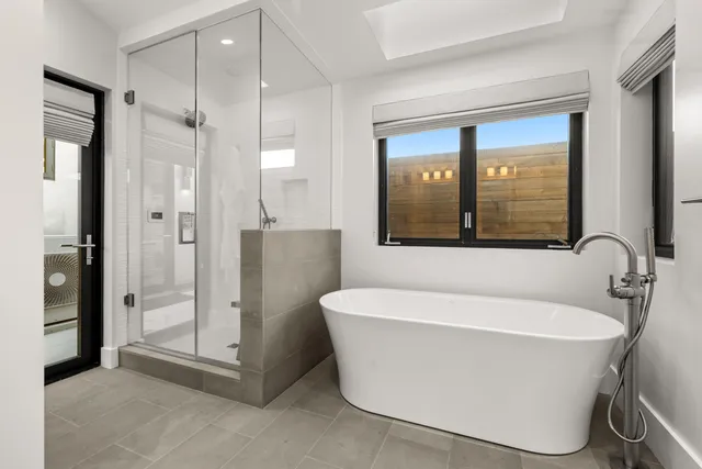 $5,500,000 | 114 La Marina, Santa Barbara, CA 93109