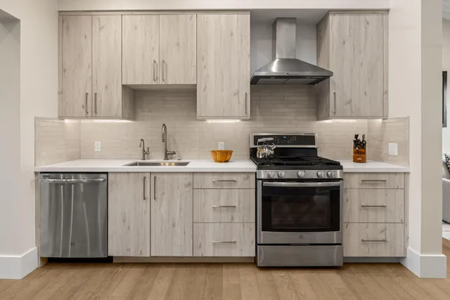 $5,500,000 | 114 La Marina, Santa Barbara, CA 93109