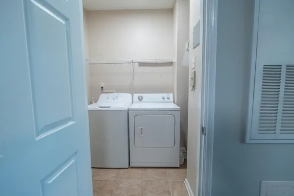 $2,950 | 1212 Rosewood Lane, Mount Pleasant, SC 29464