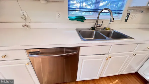 $3,400 | 4100 Flower, Fairfax, VA 22030