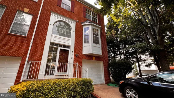 $3,400 | 4100 Flower, Fairfax, VA 22030