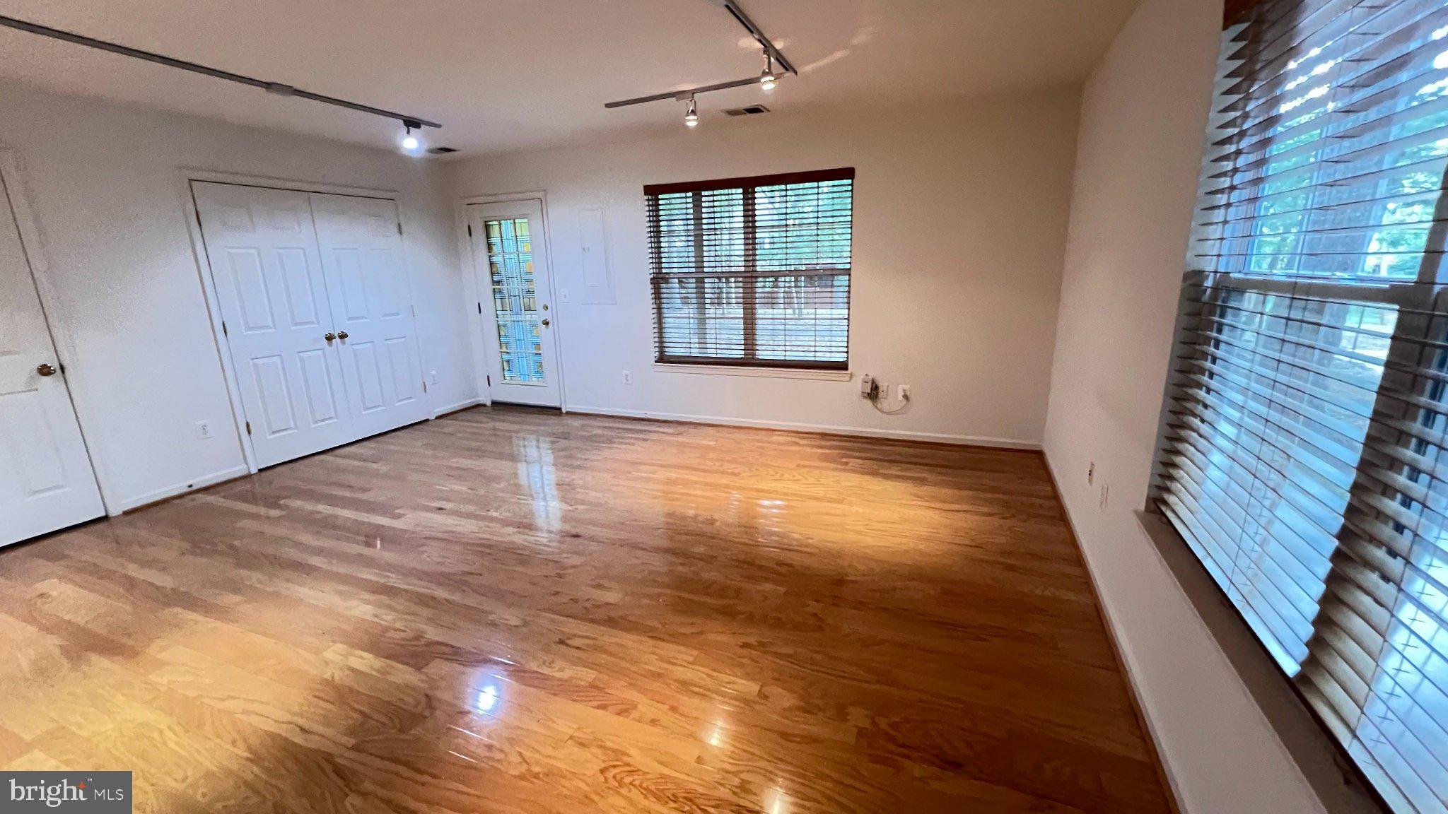 4100 Flower Fairfax, VA 22030 - Photo 35 of 48 Bright and airy open space awaits.