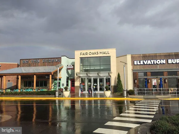 $3,400 | 4100 Flower, Fairfax, VA 22030