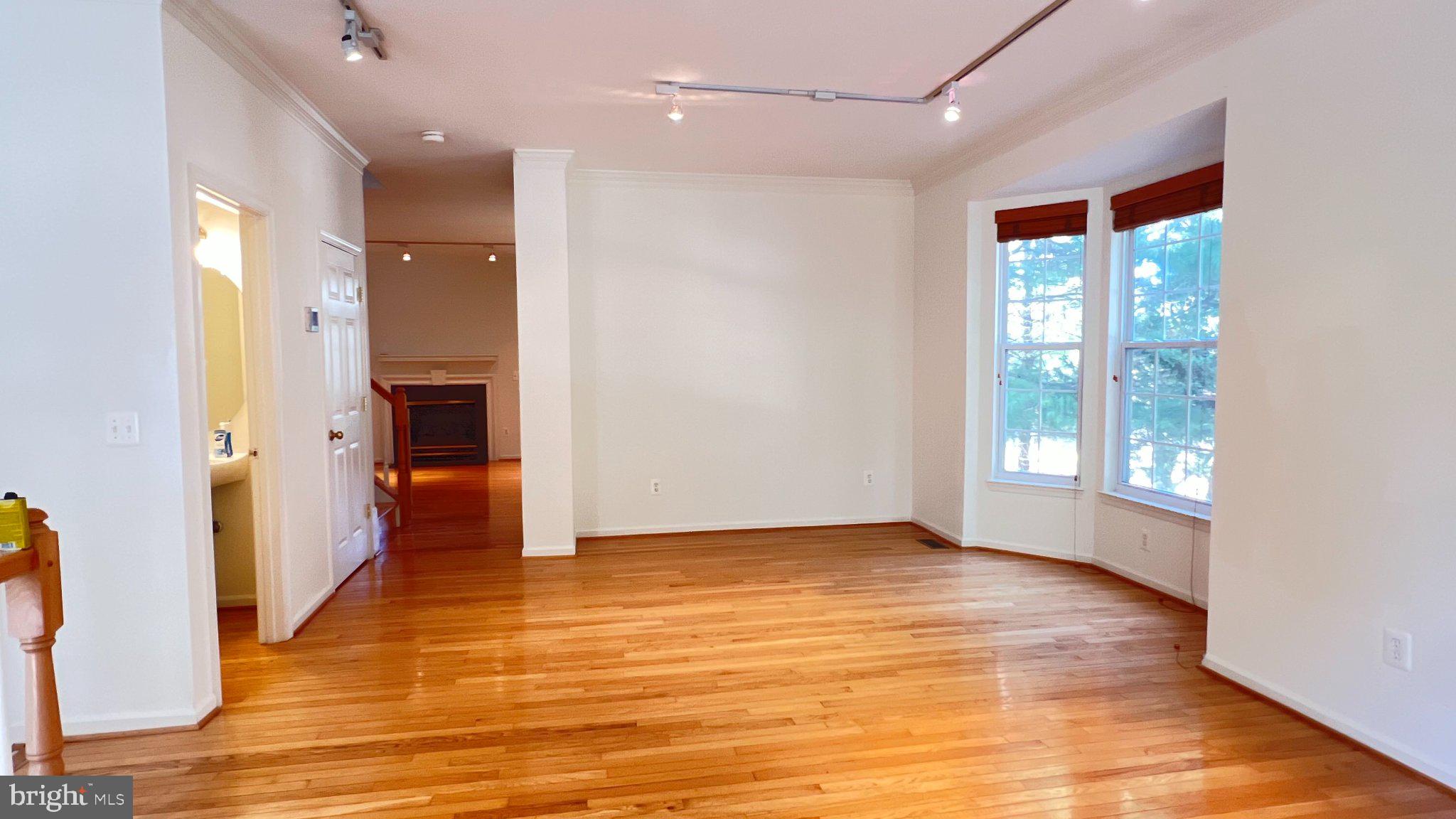 4100 Flower Fairfax, VA 22030 - Photo 9 of 48 Bright and airy open space awaits.