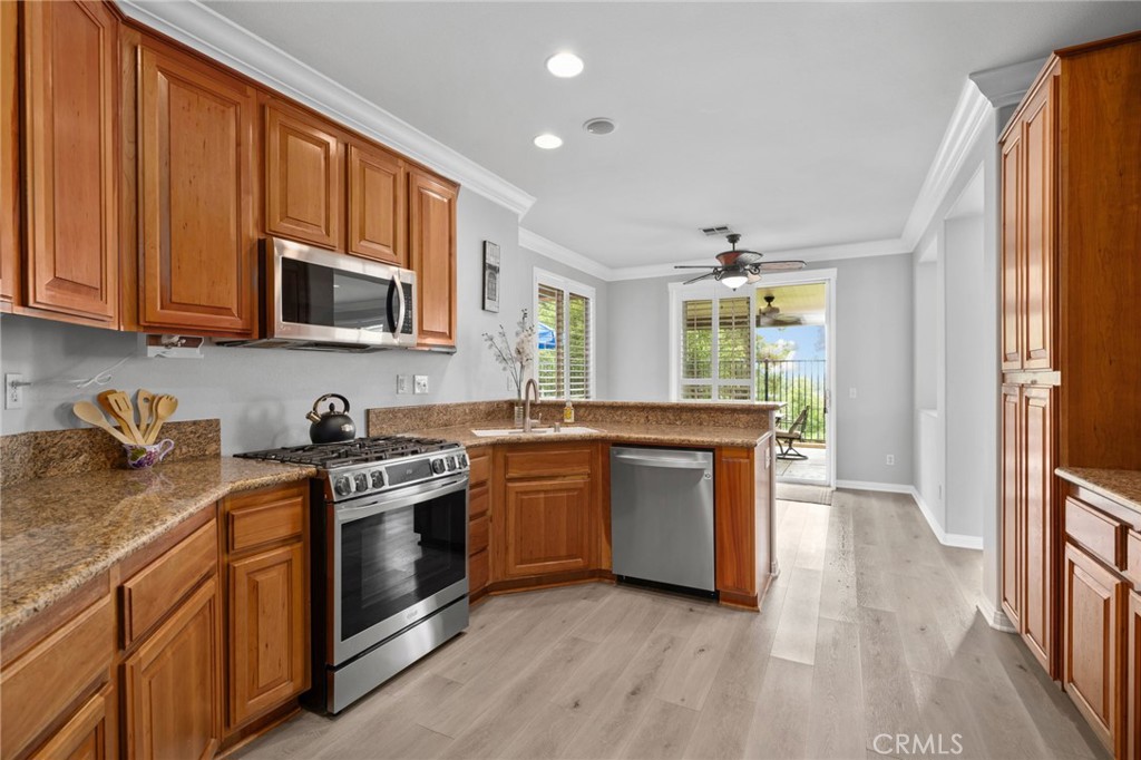 33287 Warwick Hills Road Yucaipa, CA 92399 - Photo 13 of 41