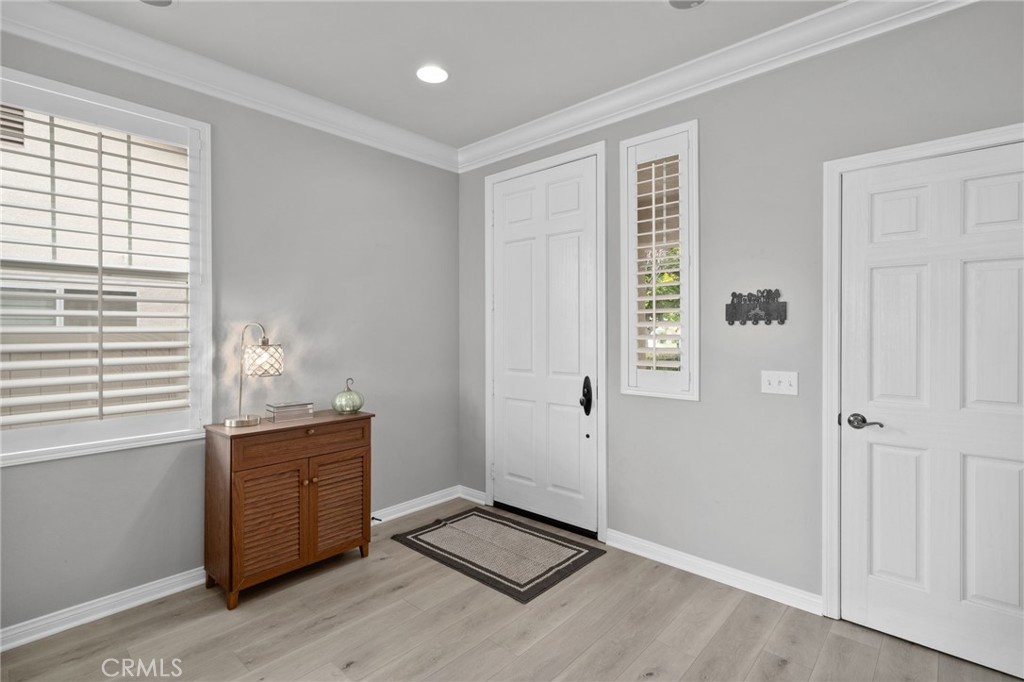 33287 Warwick Hills Road Yucaipa, CA 92399 - Photo 5 of 41