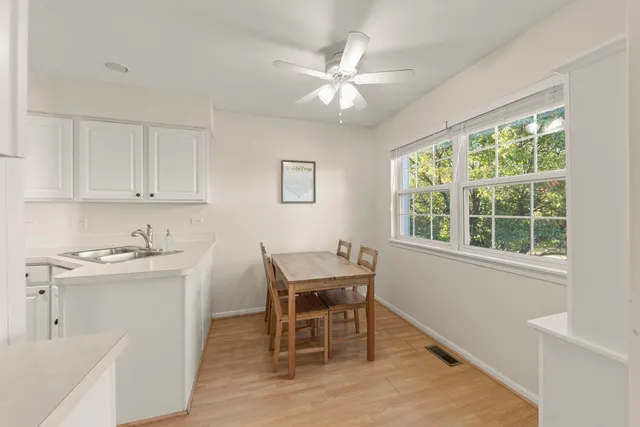 $260,000 | 2513 Dickens Drive, Aurora, IL 60503