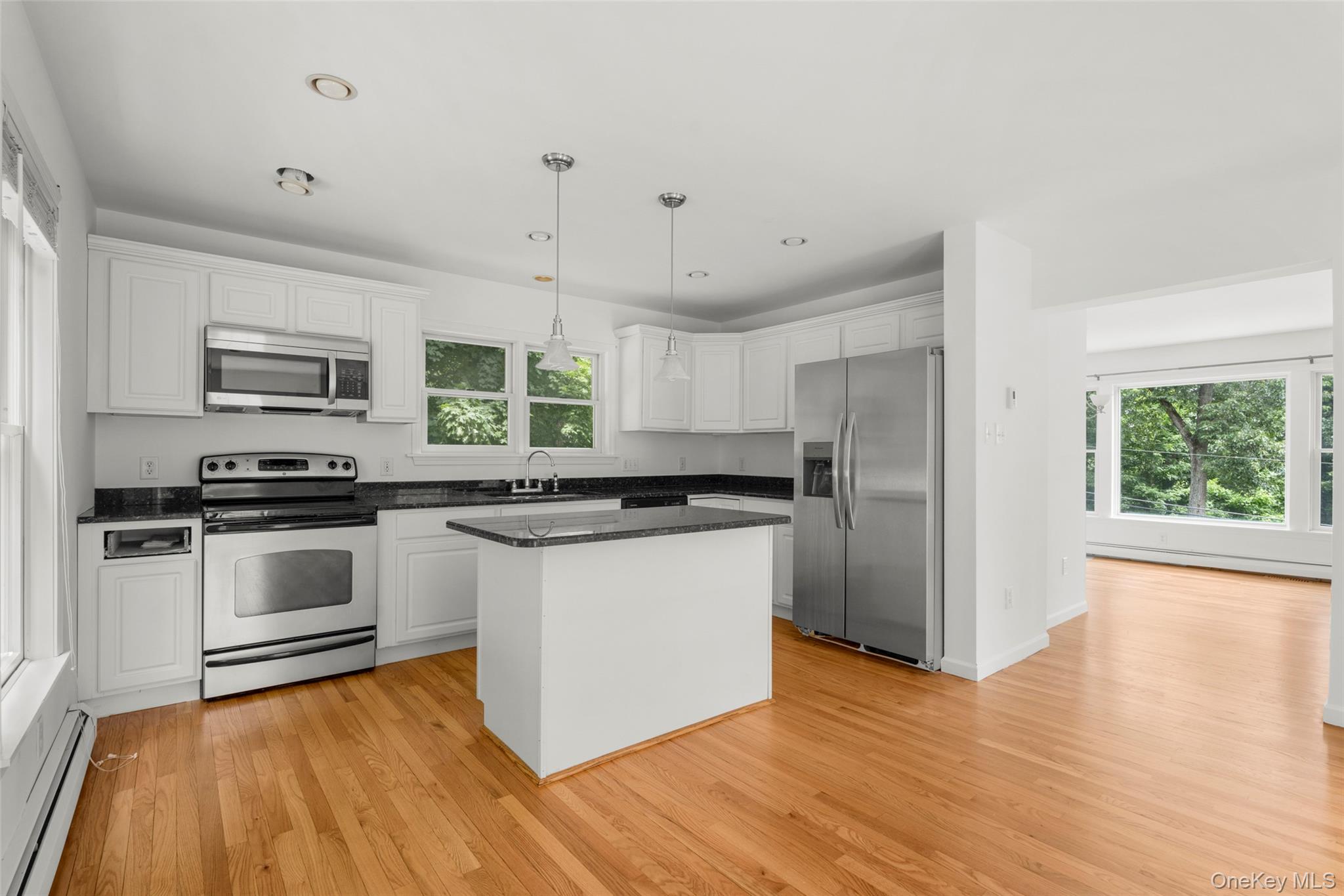109 Tanglewylde Road Lake Peekskill, NY 10537 - Photo 12 of 35