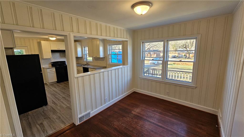 325 Stewart Road Southeast Winston-Salem, NC 27107 - Photo 17 of 25