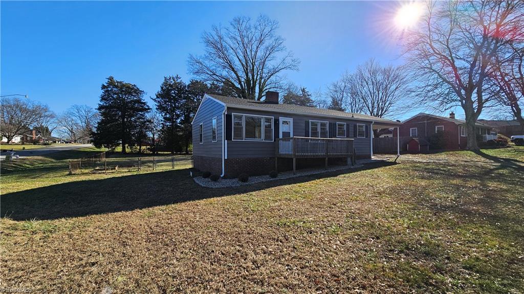 325 Stewart Road Southeast Winston-Salem, NC 27107 - Photo 4 of 25