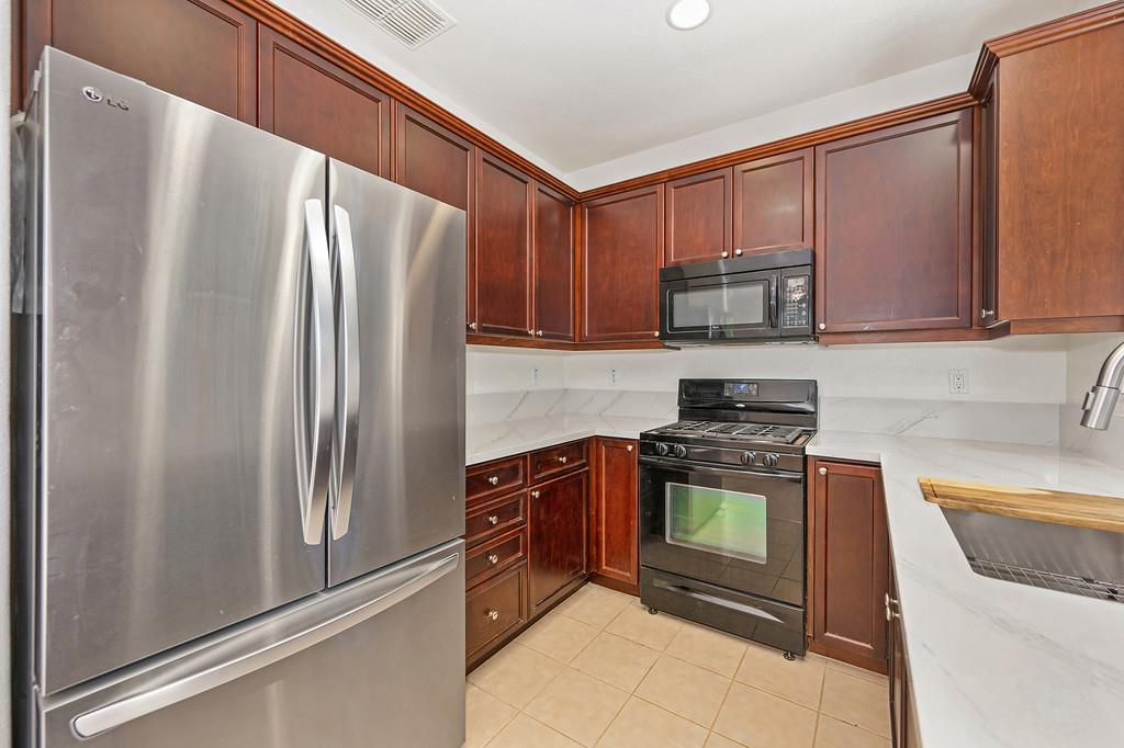 1016 Impressionist Loop Roseville, CA 95747 - Photo 11 of 29
