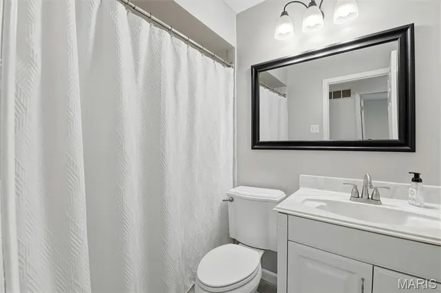 $295,900 | 3771 Baville Court, Florissant, MO 63034