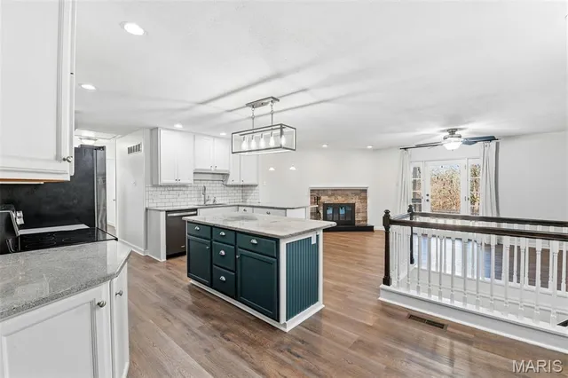 $295,900 | 3771 Baville Court, Florissant, MO 63034