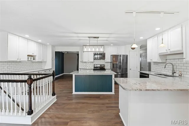 $295,900 | 3771 Baville Court, Florissant, MO 63034