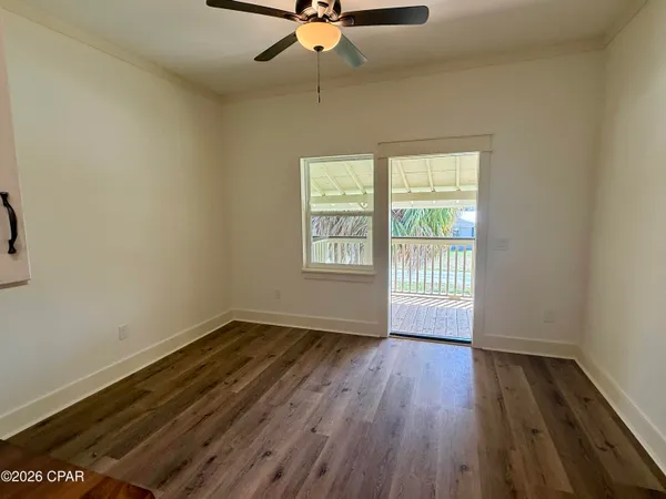 $949,900 | 145 6th Street, Apalachicola, FL 32320