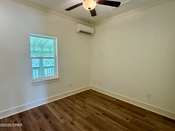 $949,900 | 145 6th Street, Apalachicola, FL 32320