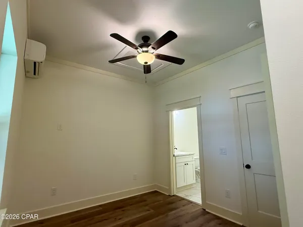 $949,900 | 145 6th Street, Apalachicola, FL 32320