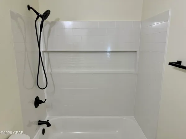 $949,900 | 145 6th Street, Apalachicola, FL 32320