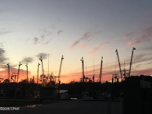 $949,900 | 145 6th Street, Apalachicola, FL 32320