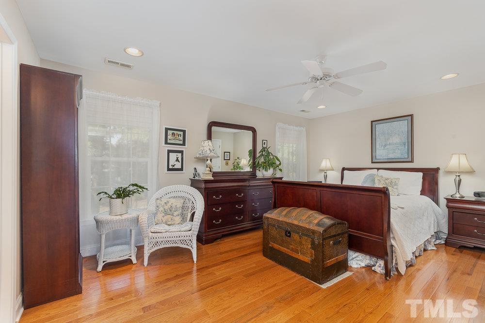 10122 Mizner Lane Raleigh, NC 27617 - Photo 16 of 31 a living room with furniture