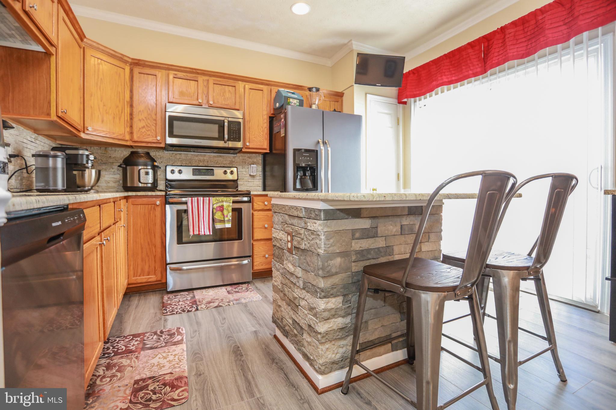 9705 Leasdale Road Baltimore, MD 21237 - Photo 8 of 53 Gallery Image 8