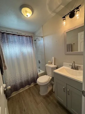 $399,900 | 640 Santa Ana Avenue, Sacramento, CA 95838