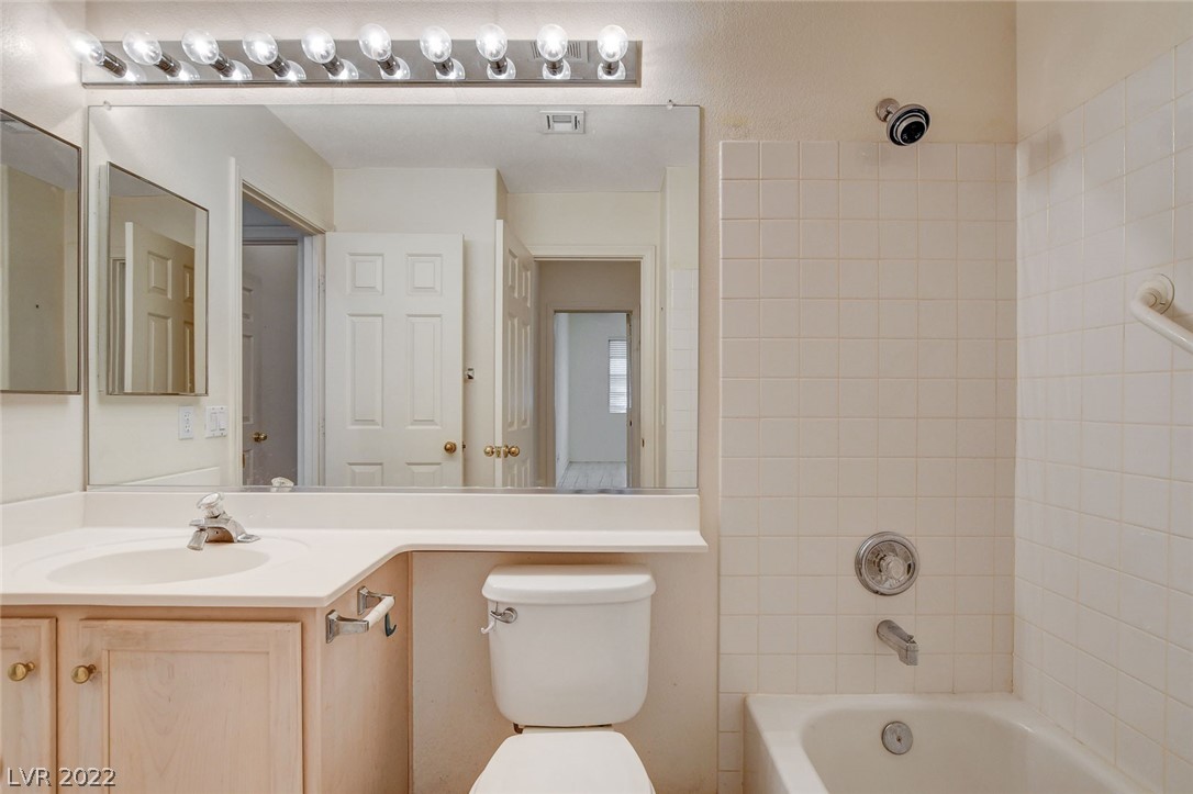 10024 Pinnacle View Place Las Vegas, NV 89134 - Photo 20 of 44