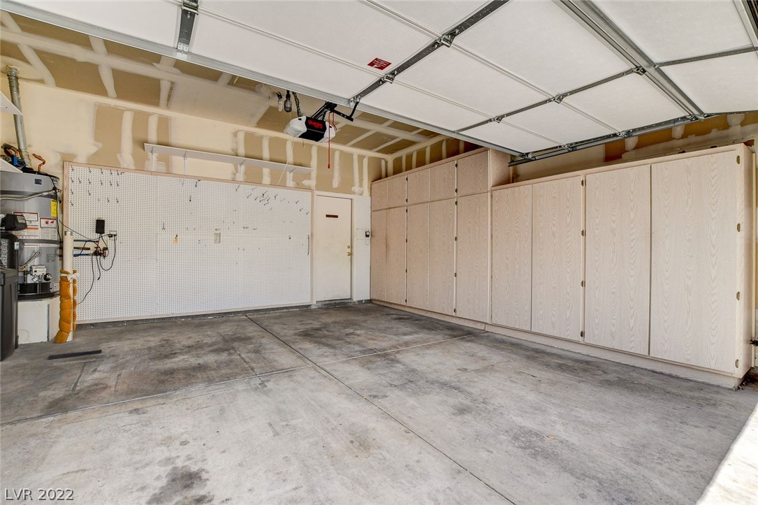 10024 Pinnacle View Place Las Vegas, NV 89134 - Photo 30 of 44