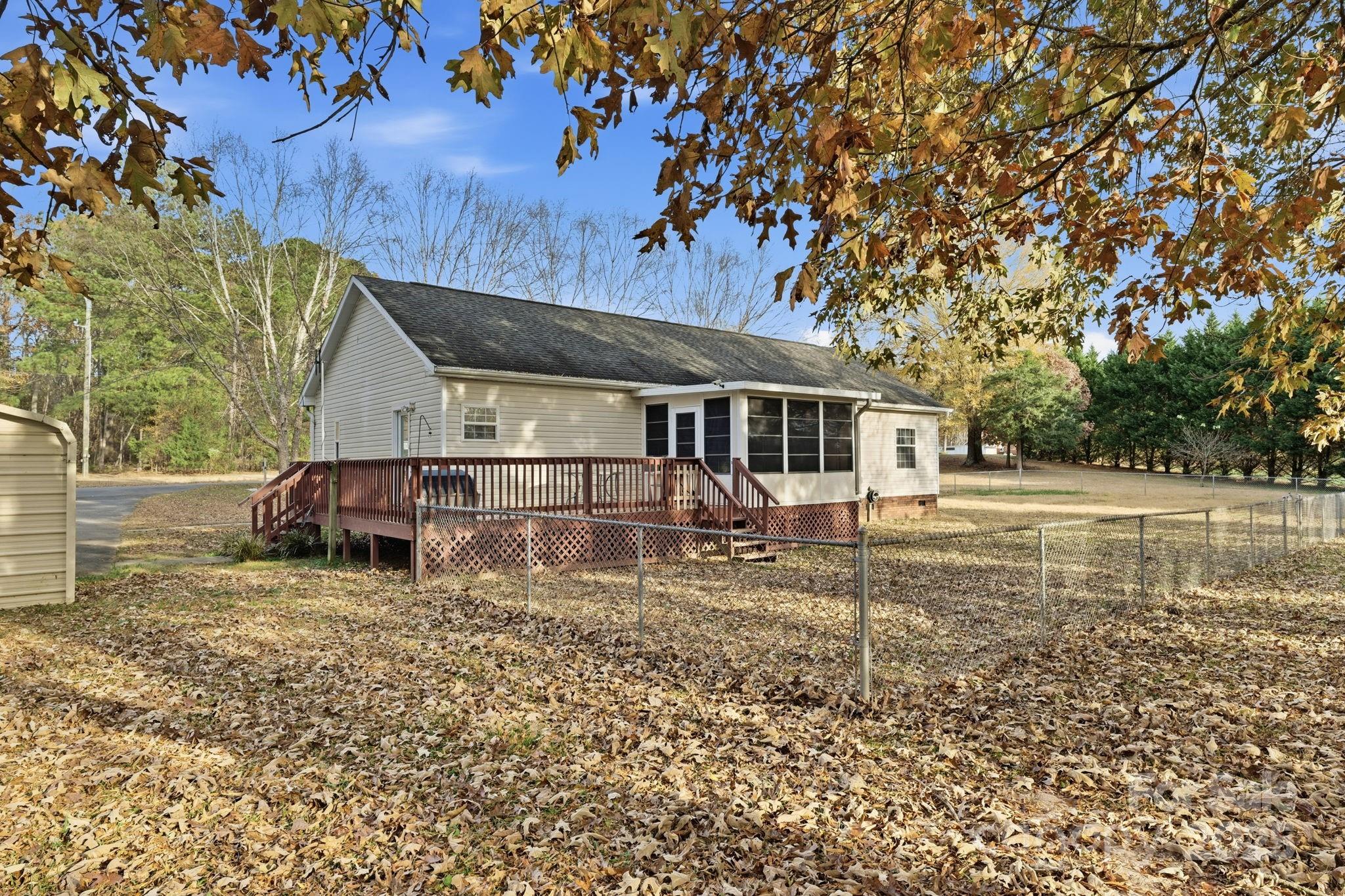 6351 Pleasant Grove Church Road Kannapolis, NC 28081 - Photo 20 of 21 front view of a house with a yard