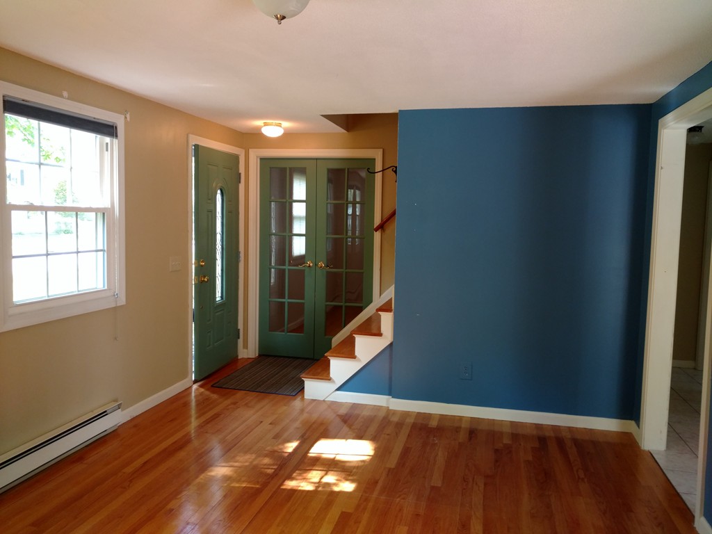 121 Jeffrey Road Springfield, MA 01119 - Photo 5 of 11
