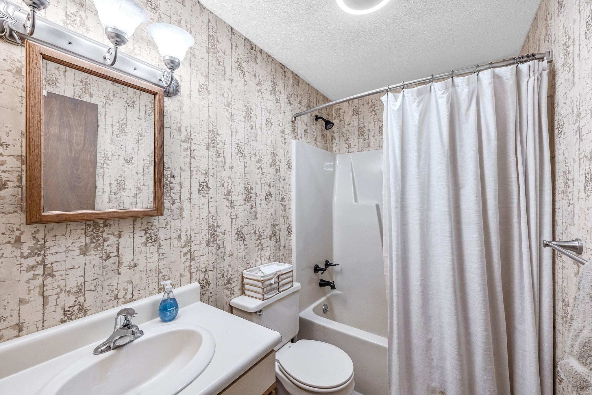 22 Lower Howe's Road Wilmington, VT 05363 - Photo 18 of 60