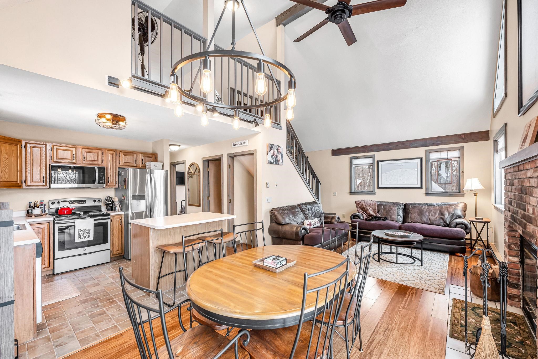 22 Lower Howe's Road Wilmington, VT 05363 - Photo 5 of 60