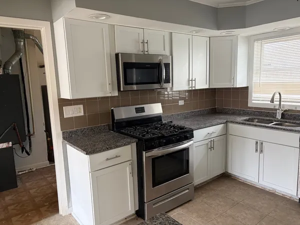 $114,500 | 119 Well Street, Park Forest, IL 60466