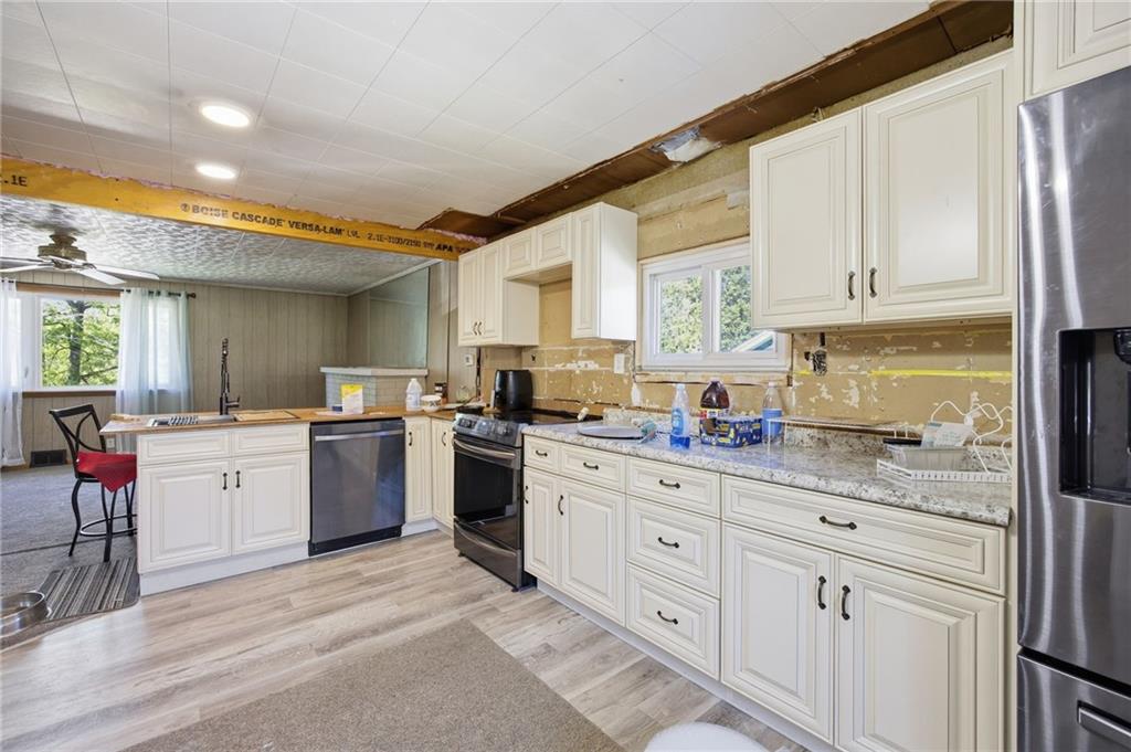 1081 Main Street Republic, PA 15475 - Photo 5 of 25